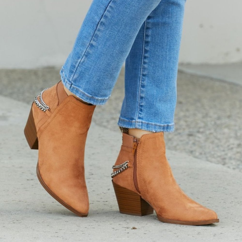 Fortune Dynamic Westside Pointed Toe Chain Detail Ankle Booties